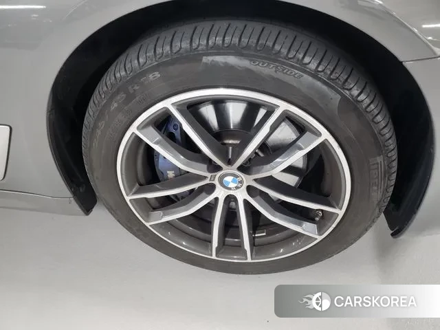 BMW 5 Series (G30) id 3395787 из Кореи 15