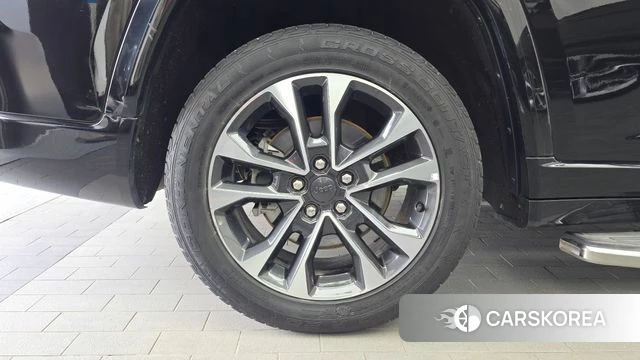 Jeep Grand Cherokee (WL) id 4618628 из Кореи 28