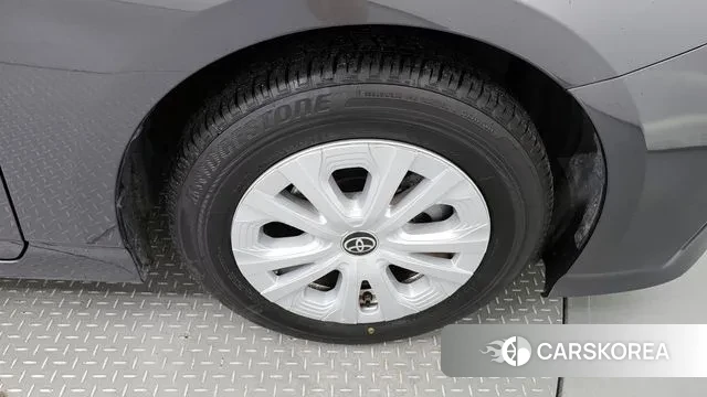 Toyota Prius 4th Generation id 3008942 из Кореи 15