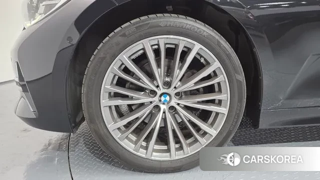 BMW 3 Series (G20) id 3360647 из Кореи 15