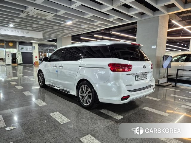Kia The New Carnival id 4511623 из Кореи 14