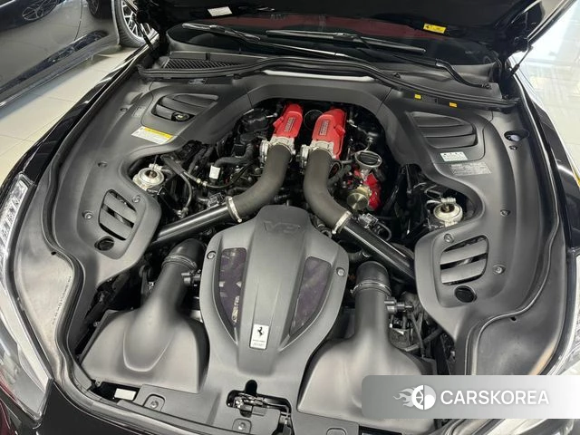 Ferrari GTC4 Russo id 4849655 из Кореи 13