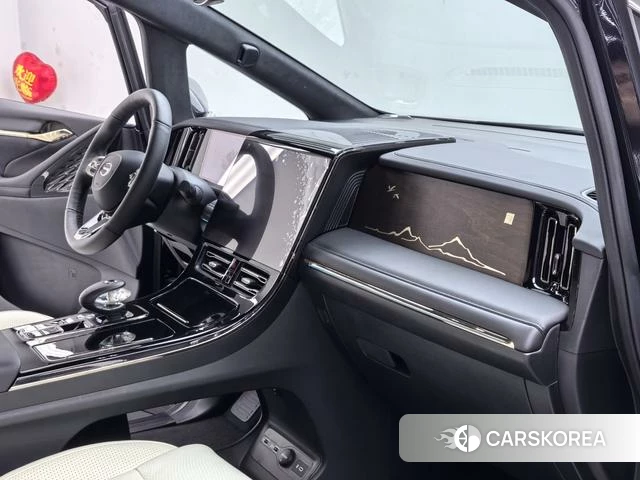 GAC Trumpchi Trumpchi M8 id 4209403 из Китая 16