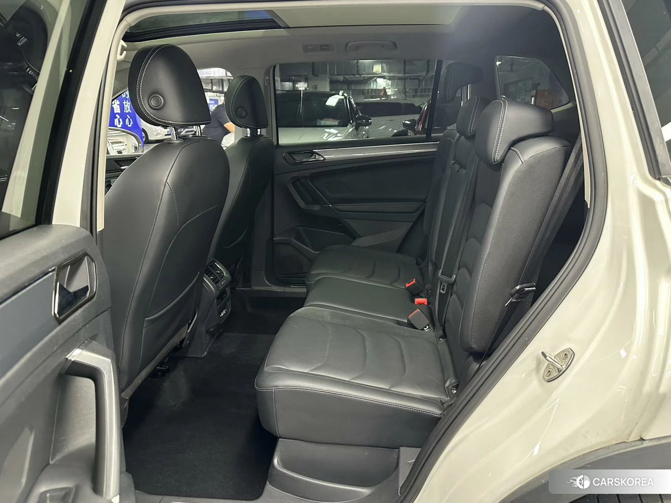 Volkswagen Tiguan L id 4441308 из Китая 9