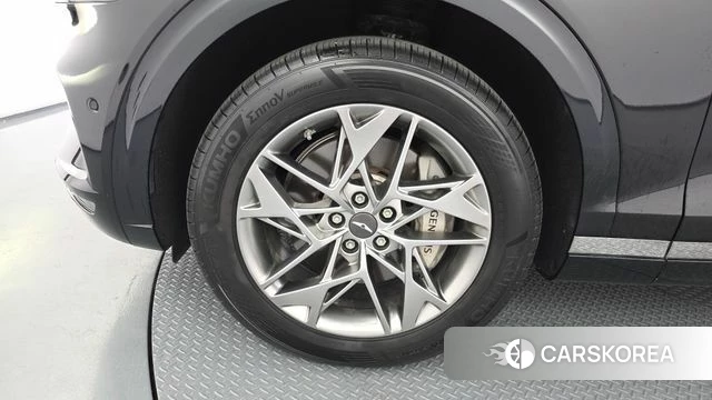 Genesis GV70 id 4292493 из Кореи 15
