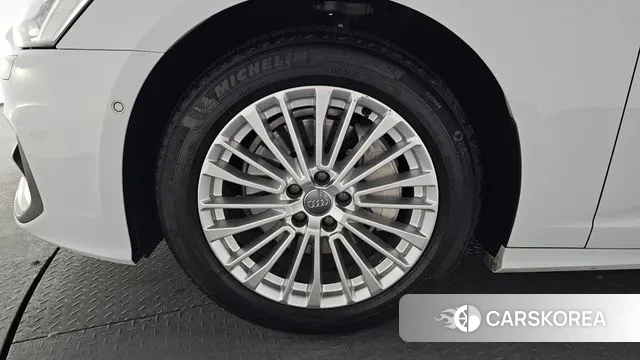 Audi A6 (C8) id 3713066 из Кореи 15