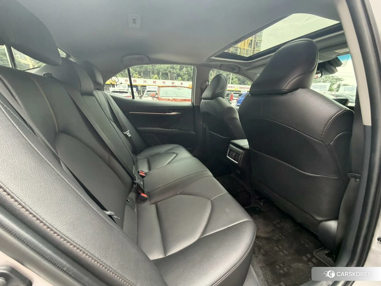 Toyota Camry id 4513732 из Китая 9