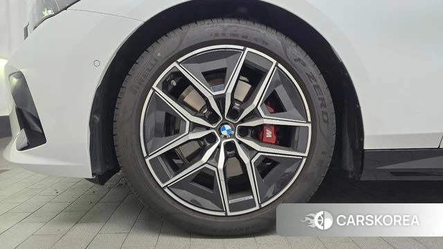 BMW 5 Series (G60) id 4400187 из Кореи 15