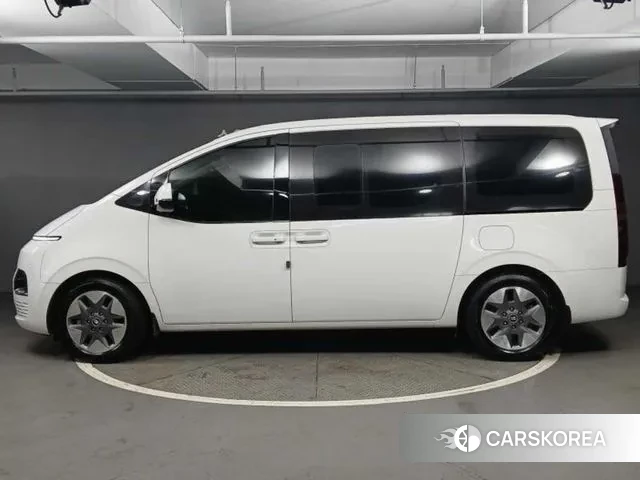 Hyundai Staria id 2959723 из Кореи 14