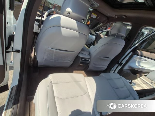 Genesis GV70 id 3825830 из Кореи 7