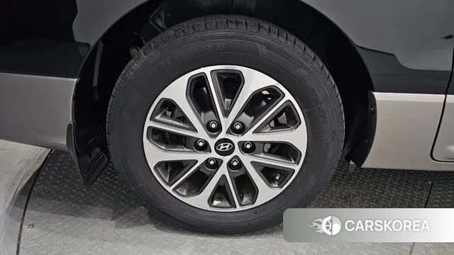 Hyundai The New Grand Starex id 3616819 из Кореи 15