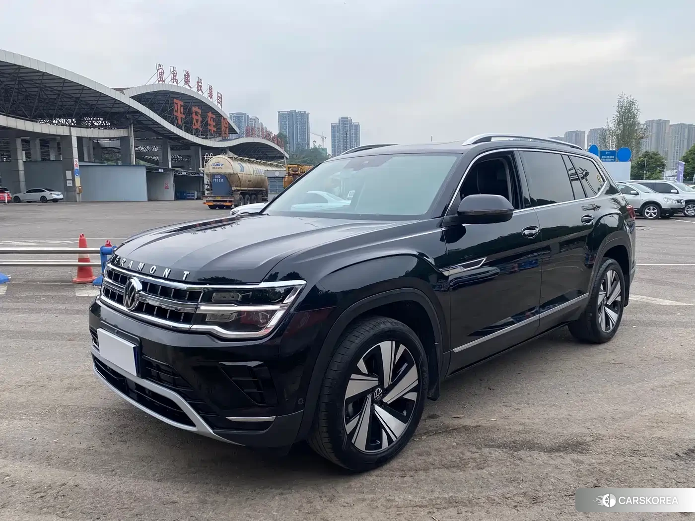 Volkswagen Tourang 2024 Черный из Китая, фото 5