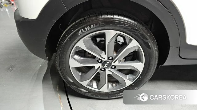 Kia Stonic id 4424994 из Кореи 24