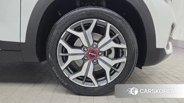 Kia Seltos id 3615730 из Кореи 15