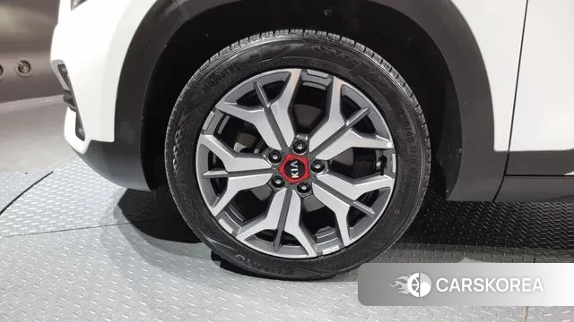 Kia Seltos id 3427960 из Кореи 15