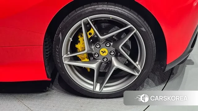 Ferrari F8 Tributo id 3016632 из Кореи 15
