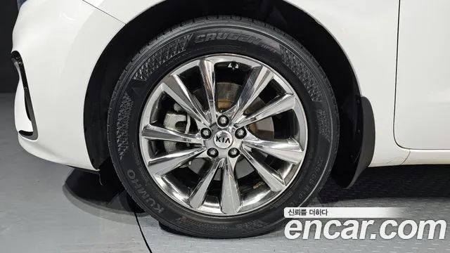 Kia The New Carnival id 2635415 из Кореи 15