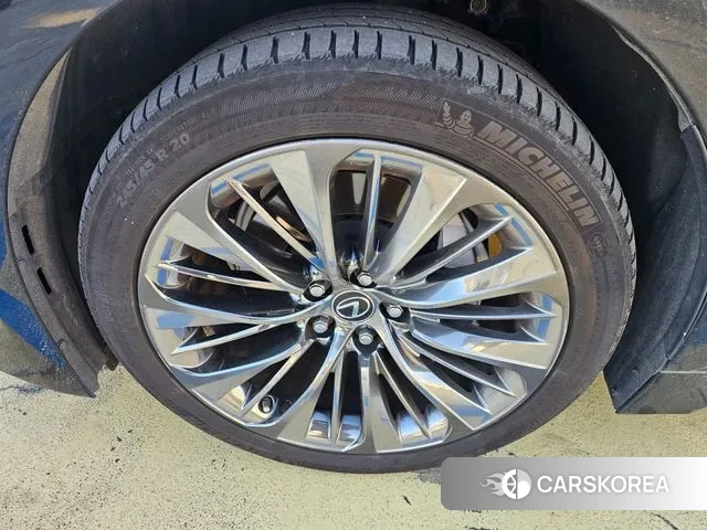 Lexus LS500h 5th generation id 3380588 из Кореи 14