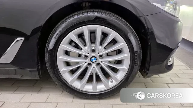 BMW 5 Series (G30) id 3760652 из Кореи 15