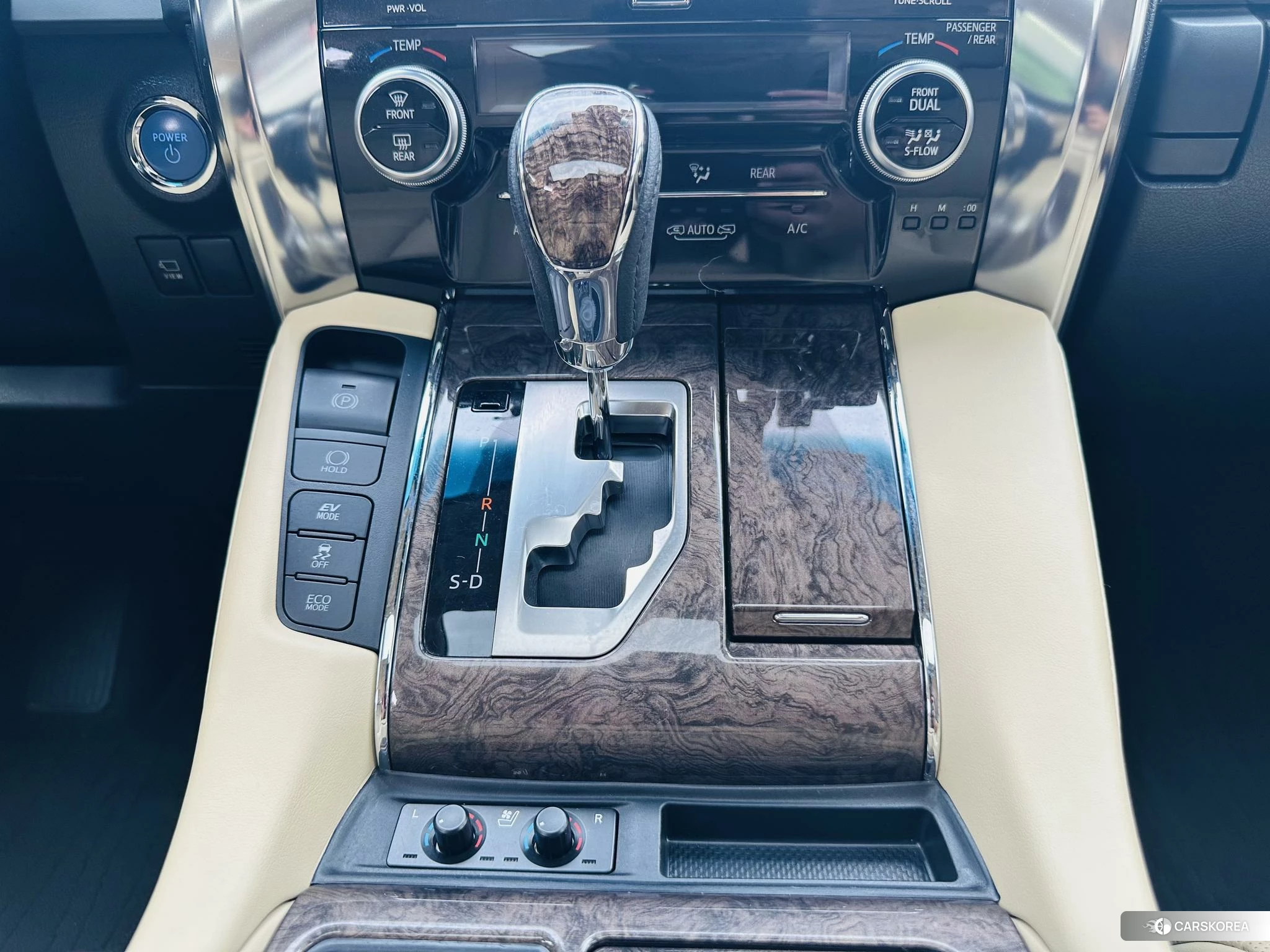 Toyota Elfa id 4455716 из Китая 24