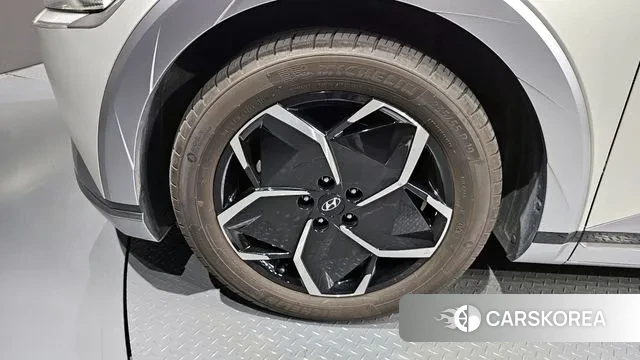 Hyundai Ionic 5 id 3037754 из Кореи 15