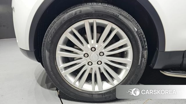 Land Rover Discovery 5 id 4684349 из Кореи 15