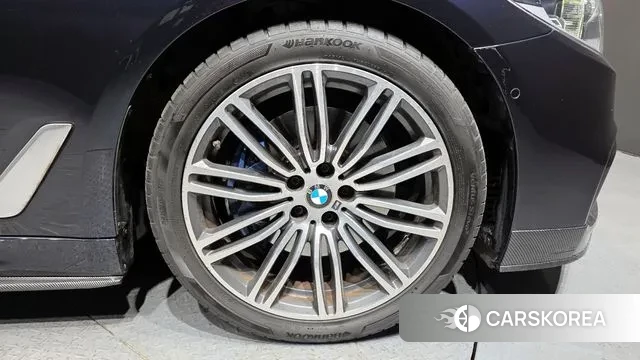 BMW 5 Series (G30) id 3651152 из Кореи 15