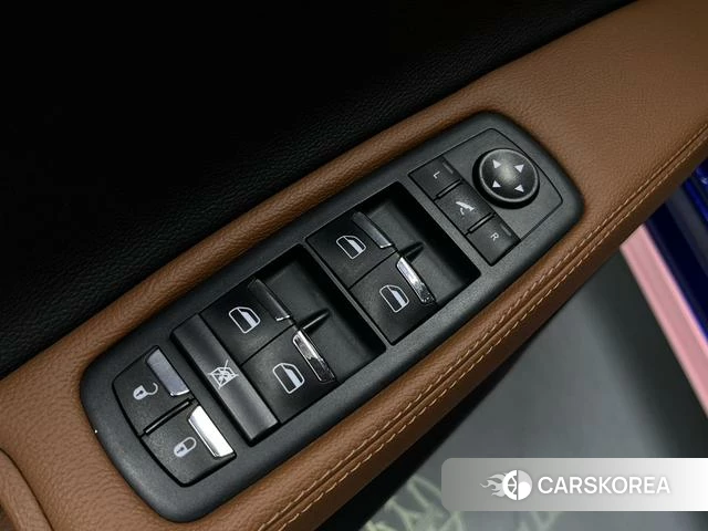 Maserati Ghibli id 4215056 из Китая 12