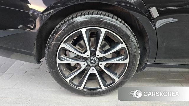 Mercedes-Benz E-Class W213 id 4196356 из Кореи 28