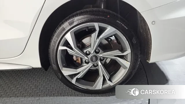 Audi A3 (8Y) id 3739922 из Кореи 15