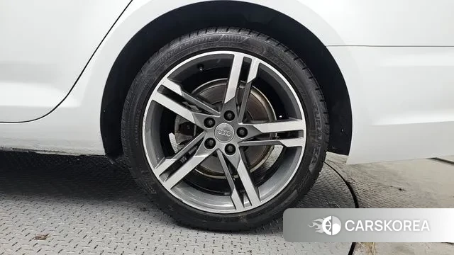 Audi A4 (B9) id 3766088 из Кореи 15