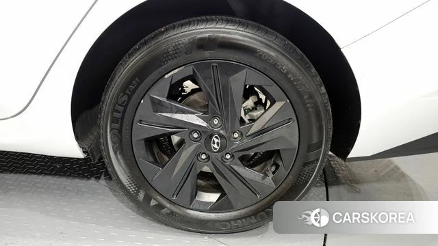 Hyundai Avante (CN7) id 3806406 из Кореи 15