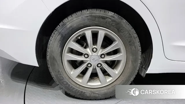 Hyundai The New Avante AD id 3530926 из Кореи 15