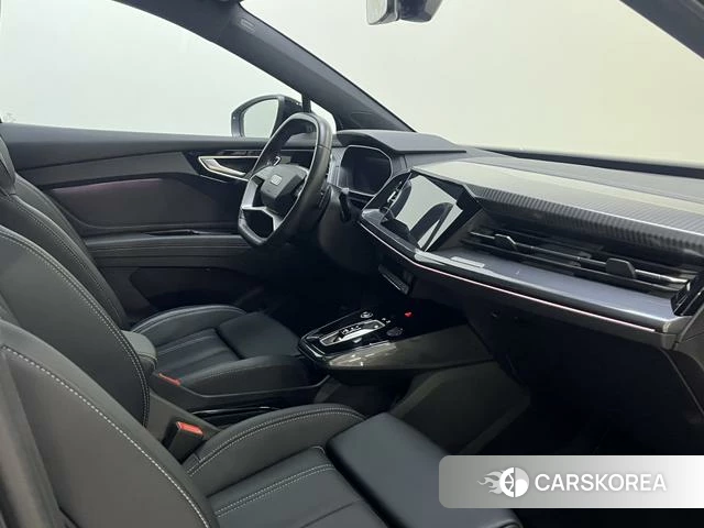 Audi Q4 e-tron id 4274265 из Китая 12