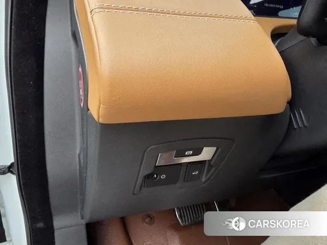 Land Rover Range Rover Velar id 3485025 из Кореи 11