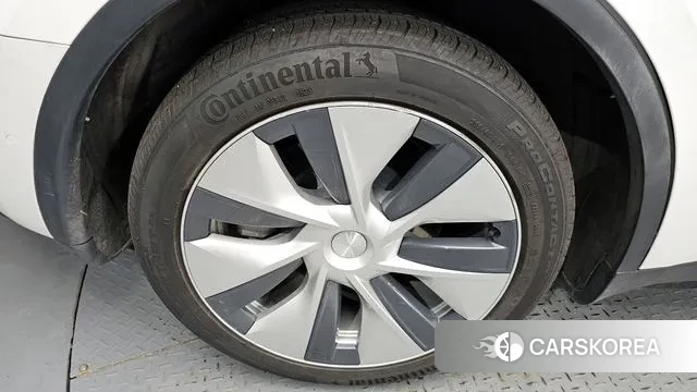 Tesla Model Y id 3258142 из Кореи 15