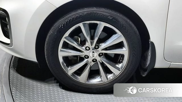 Kia The New Carnival id 4390570 из Кореи 27