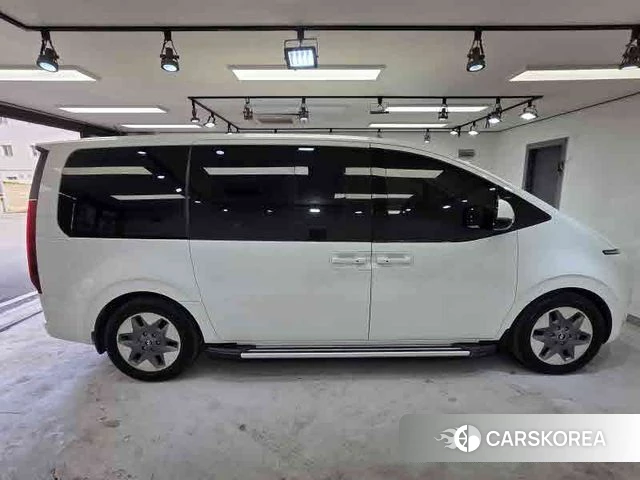 Hyundai Staria id 4432973 из Кореи 14