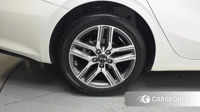 Kia Come New K3 id 4642606 из Кореи 29