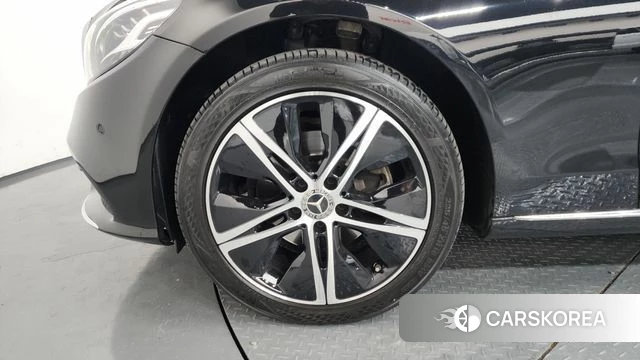 Mercedes-Benz C-Class W205 id 4581645 из Кореи 29