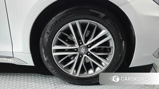 Hyundai Grandeur IG id 3845472 из Кореи 15