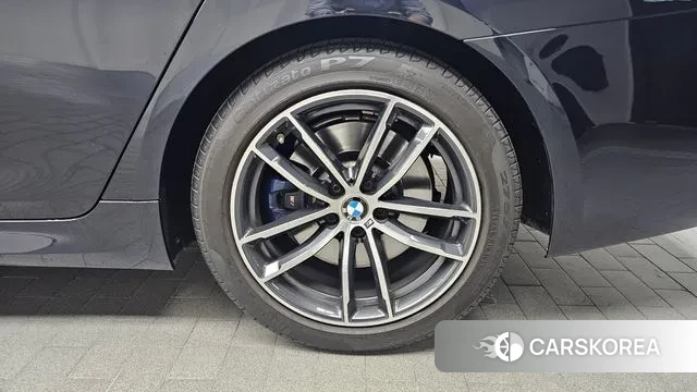 BMW 5 Series (G30) id 3422096 из Кореи 15