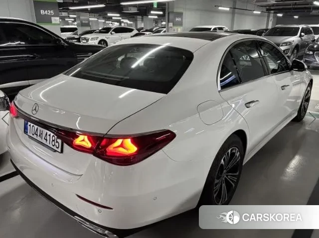 Mercedes-Benz E-Class W214 2025 Белый из Кореи, фото 6