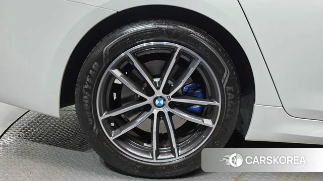BMW 5 Series (G30) id 4433168 из Кореи 32