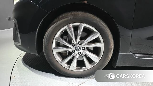 Kia The New Carnival id 4662671 из Кореи 15