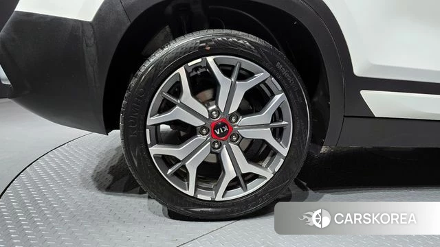 Kia Seltos id 4224796 из Кореи 25