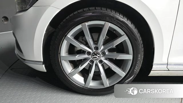 Volkswagen Passat GT (B8) id 4697902 из Кореи 15
