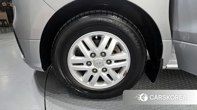 Hyundai The New Grand Starex id 3737398 из Кореи 15