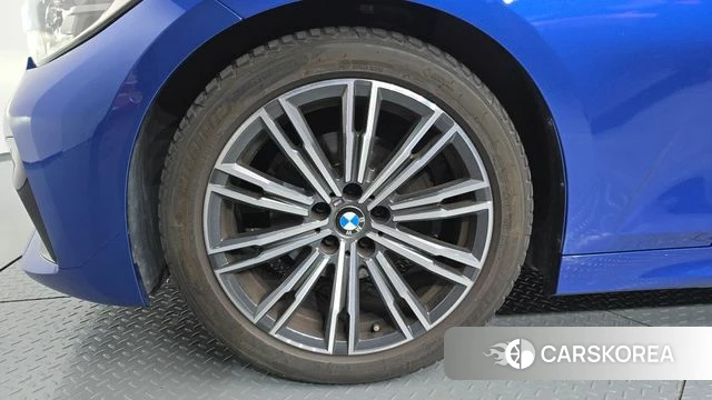 BMW 3 Series (G20) id 4529958 из Кореи 25