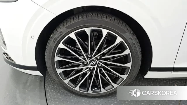 Hyundai Grandeur Hybrid (GN7) id 3394250 из Кореи 15